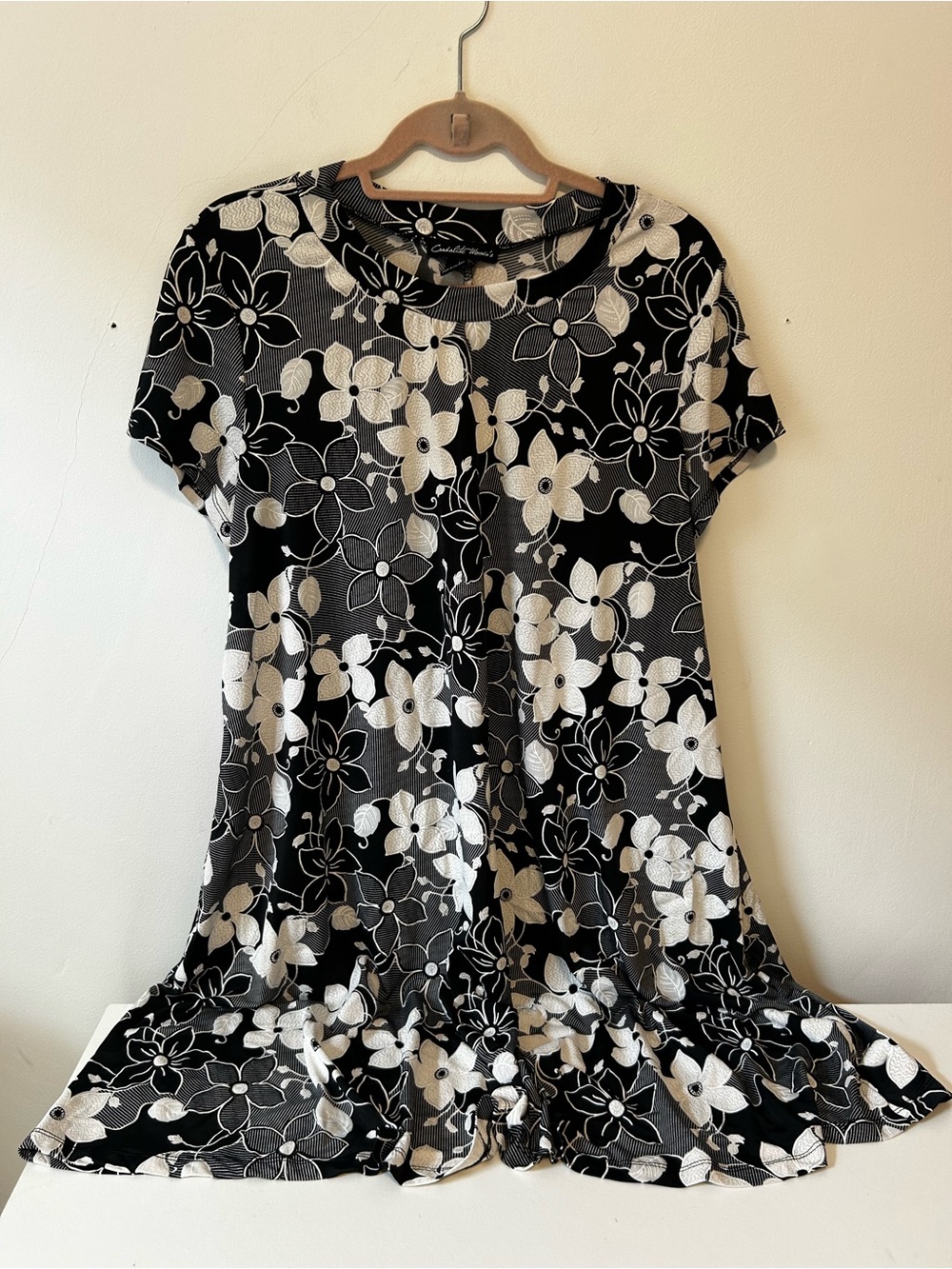 Women's Black Floral Midi Dress with Short Sleeves